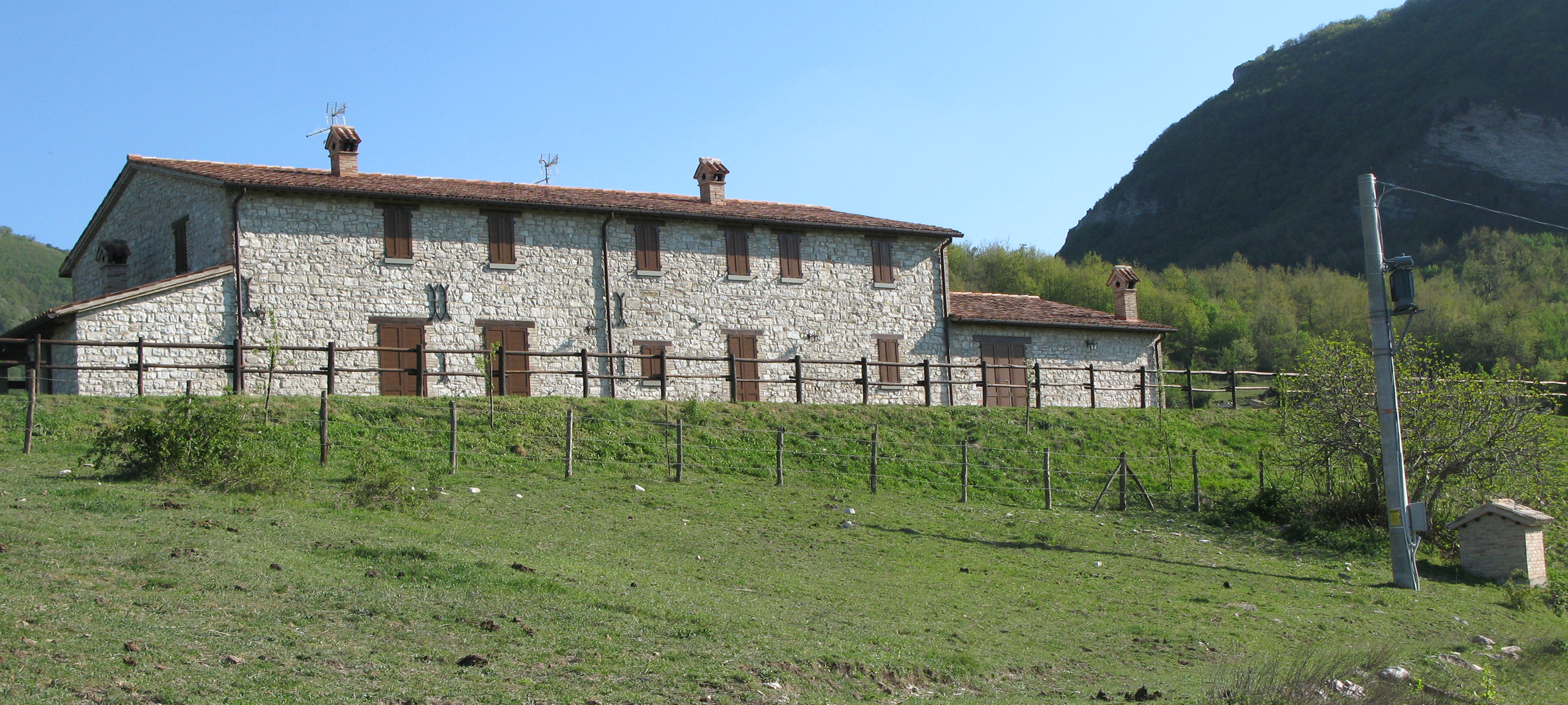 Monte Nerone Sentiero 33 - immagine 1 (Ca' Rossara)