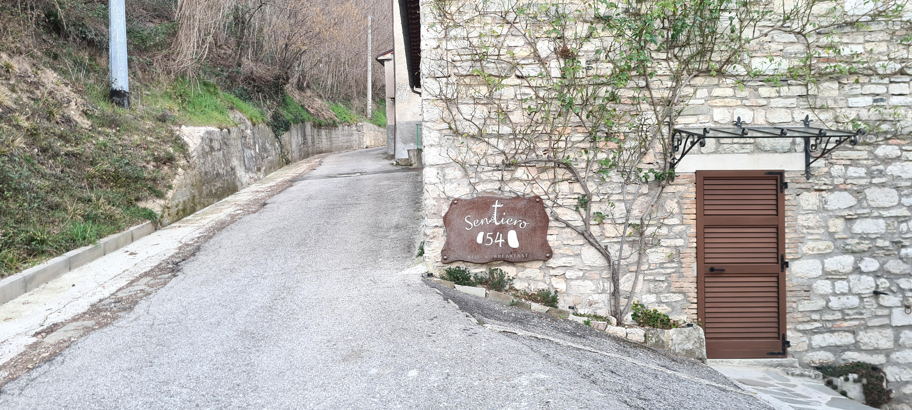 Monte Catria Sentiero 54 - immagine 0 (Bed & Breakfast Sentiero 54)